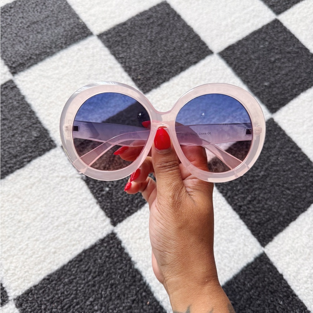 Vintage Style Oversized Sunglasses - Cotton Candy Pink
